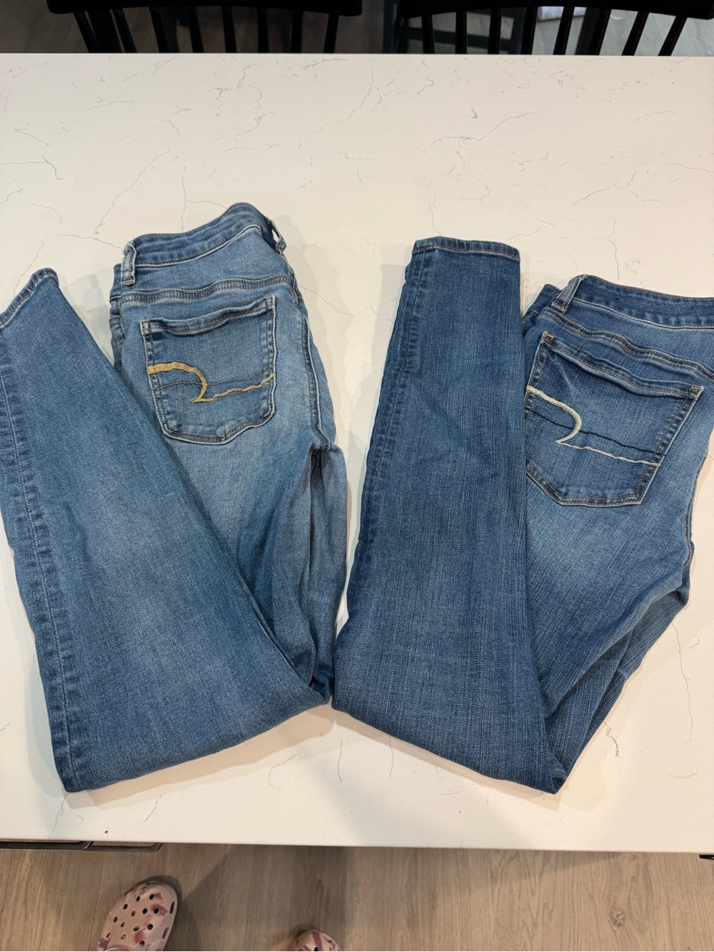 American Eagle Outfitters Women's Skinny Jeans in Mid and Light Blue Washes